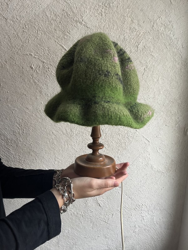 Fuzzy hat green